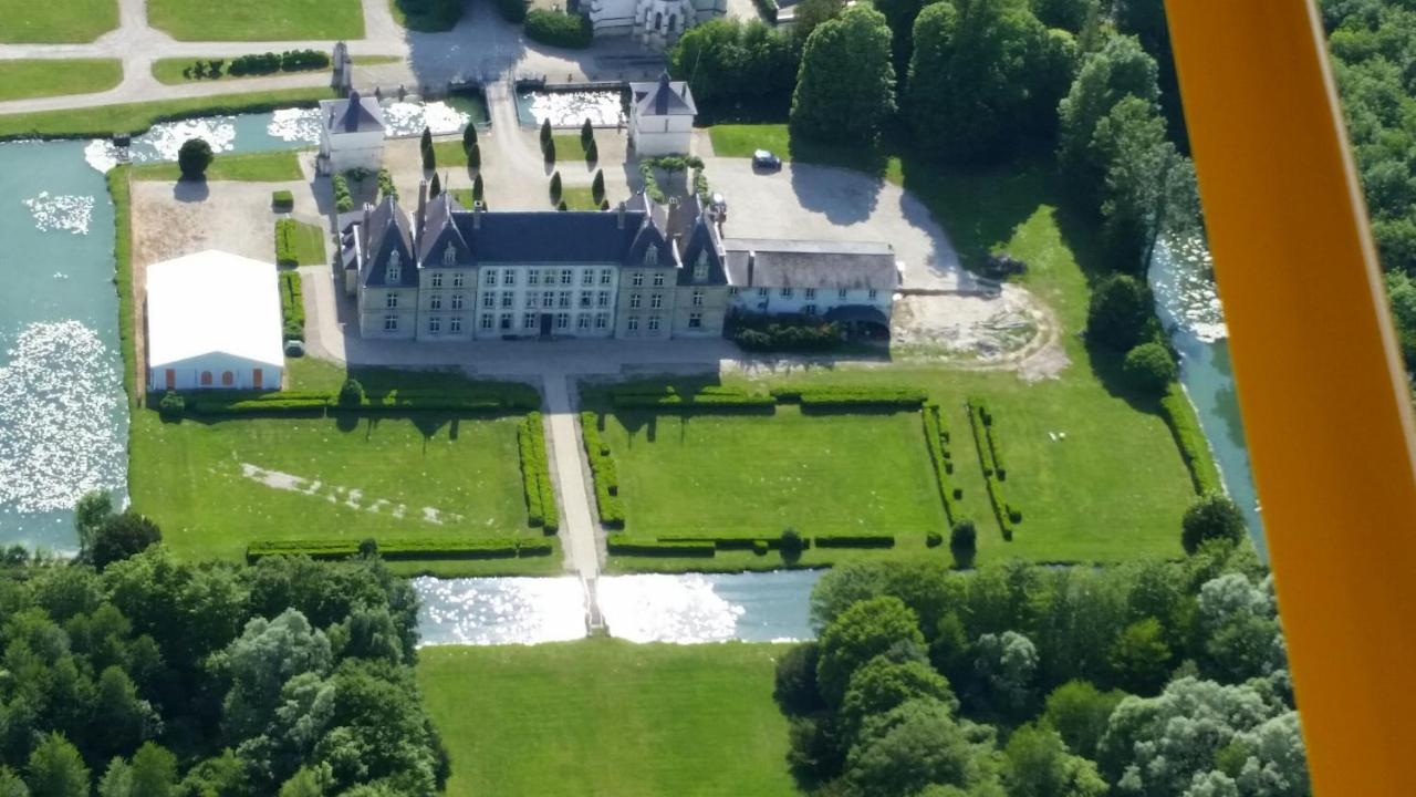 Chateau De Vitry-La-Ville ภายนอก รูปภาพ
